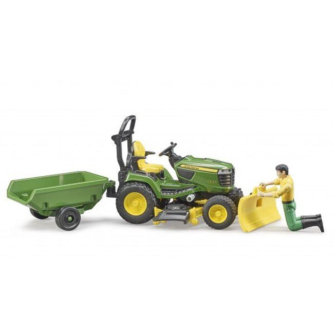 BRUDER JOHN DEERE RIDE ON MOWER/TRAILER